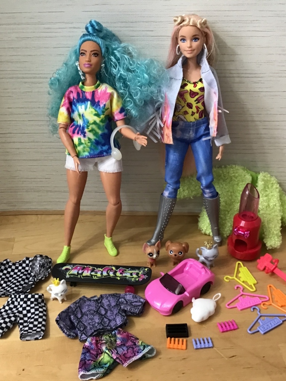 Barbie Extra Dolls Miscellaneous Lot